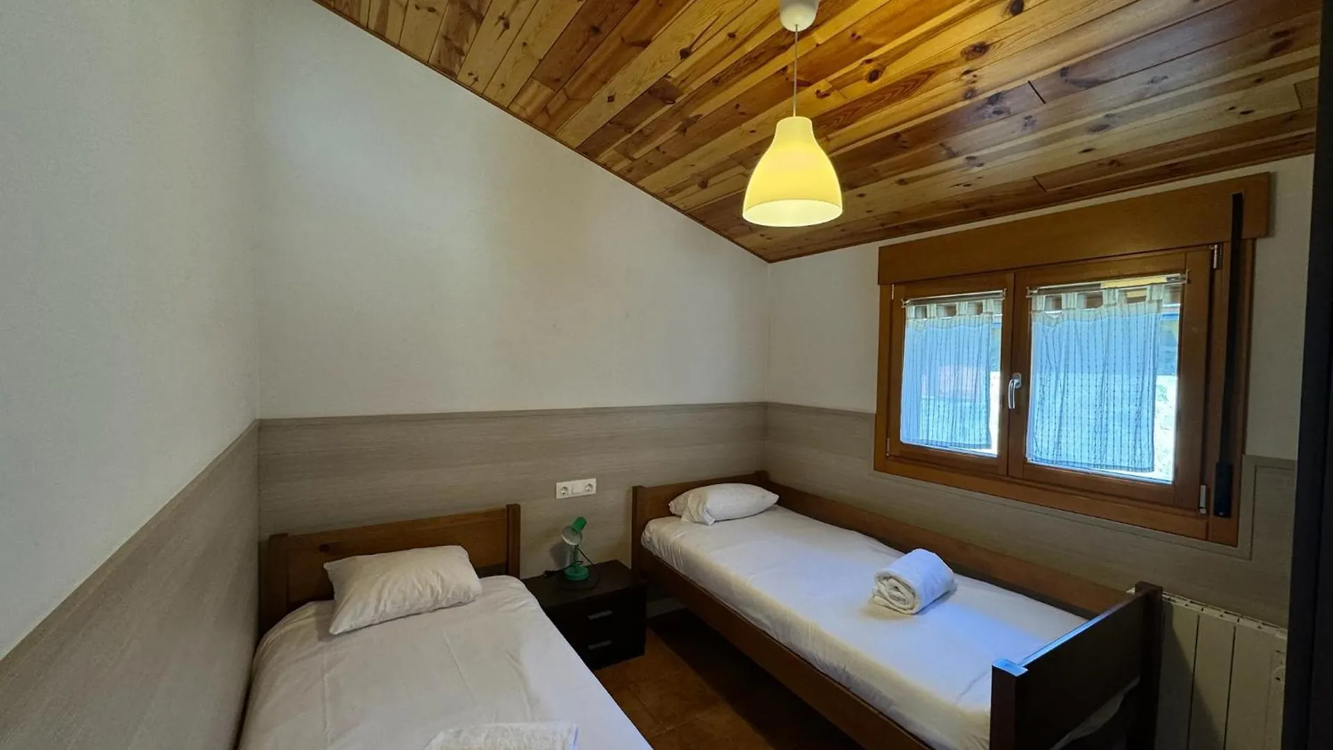 Campsite Holacamp Aran Aventura Les Spain